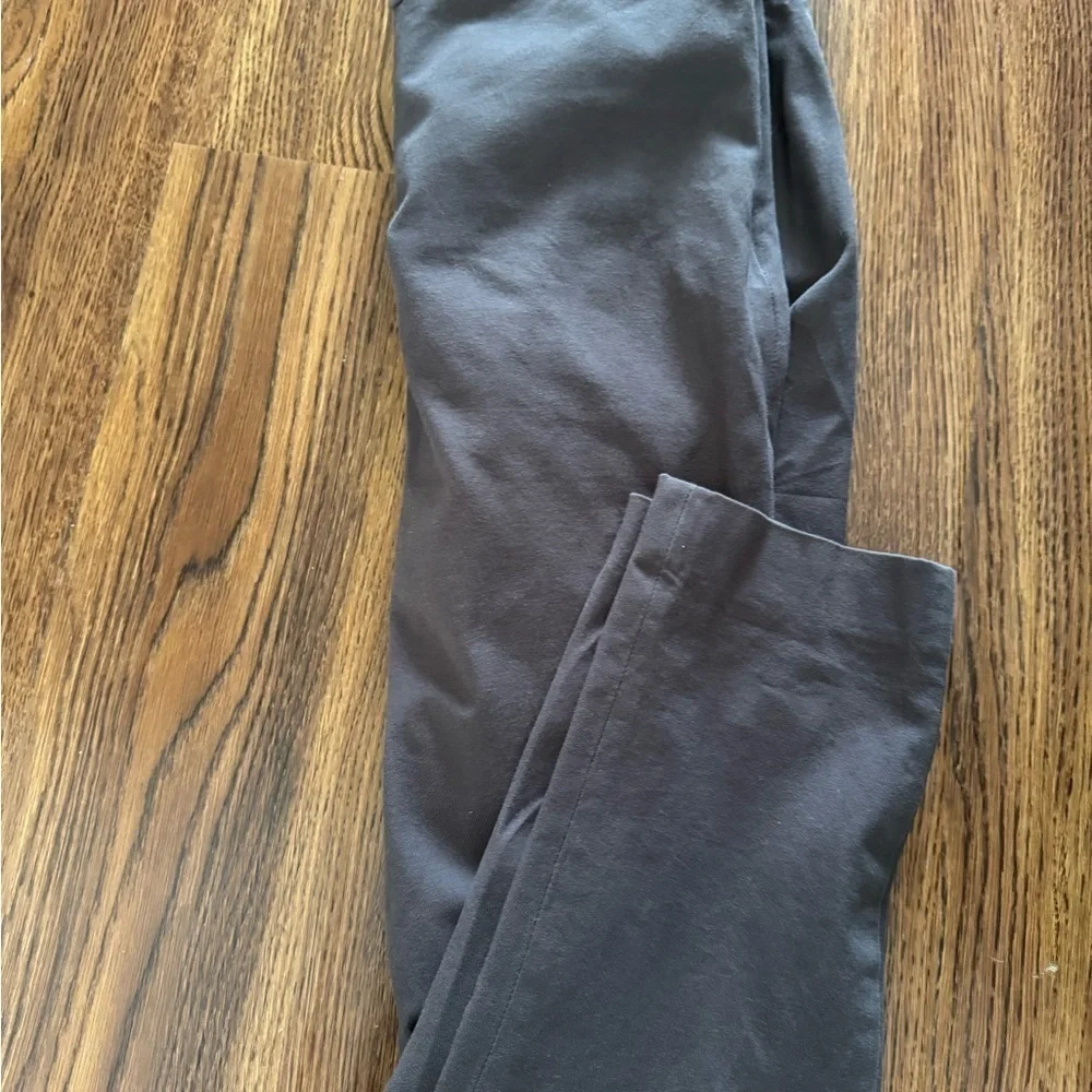ARITZIA BABATON GREY bi stretch dress pants (size 6) - Picture 2 of 5